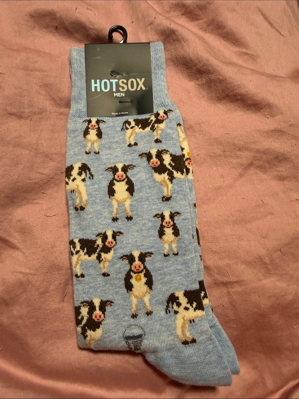 🛍️ 3/$10!! NEW HotSox Men Cow Print Socks - Light Blue
